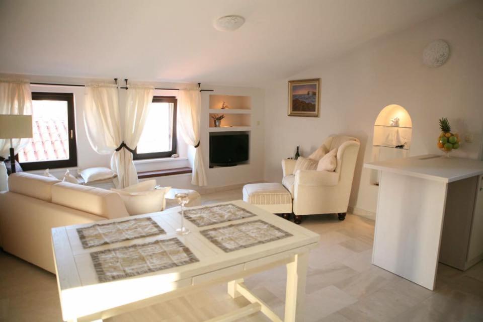 Apartments Filip & Viktoria In The Center Of Trogir Luaran gambar